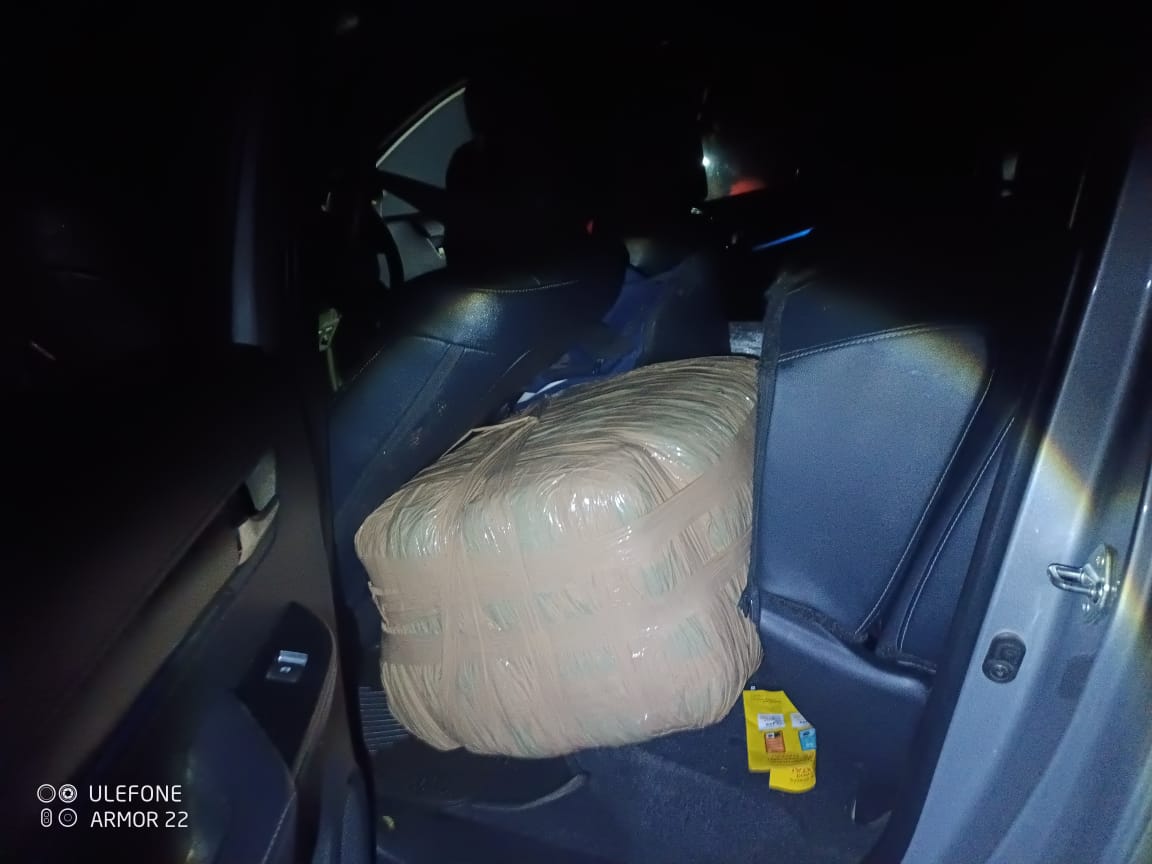 Discovery of an abandoned vehicle loaded with dagga estimated at R2,6 million