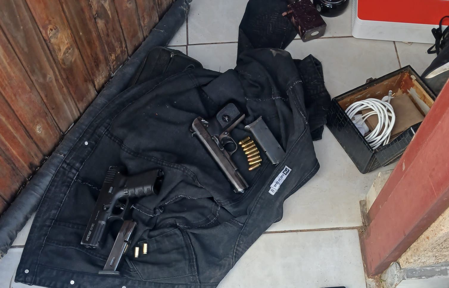 Robbery suspects arrested by the Police at Klipgat
