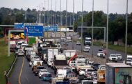 Motorists are advised of a crash on the N12 eastbound before Atlas Road
