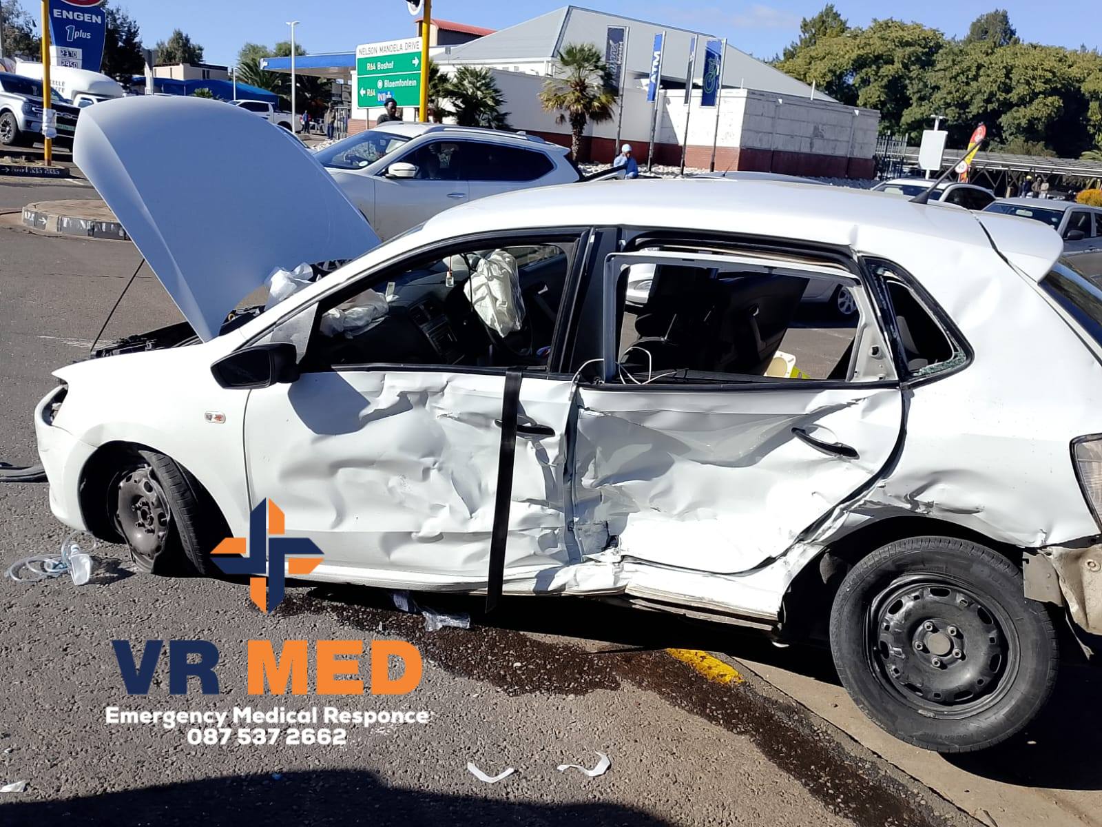 VRMED attended to a motor vehicle accident at the intersection of Du Plessis and R64 Dealsville road