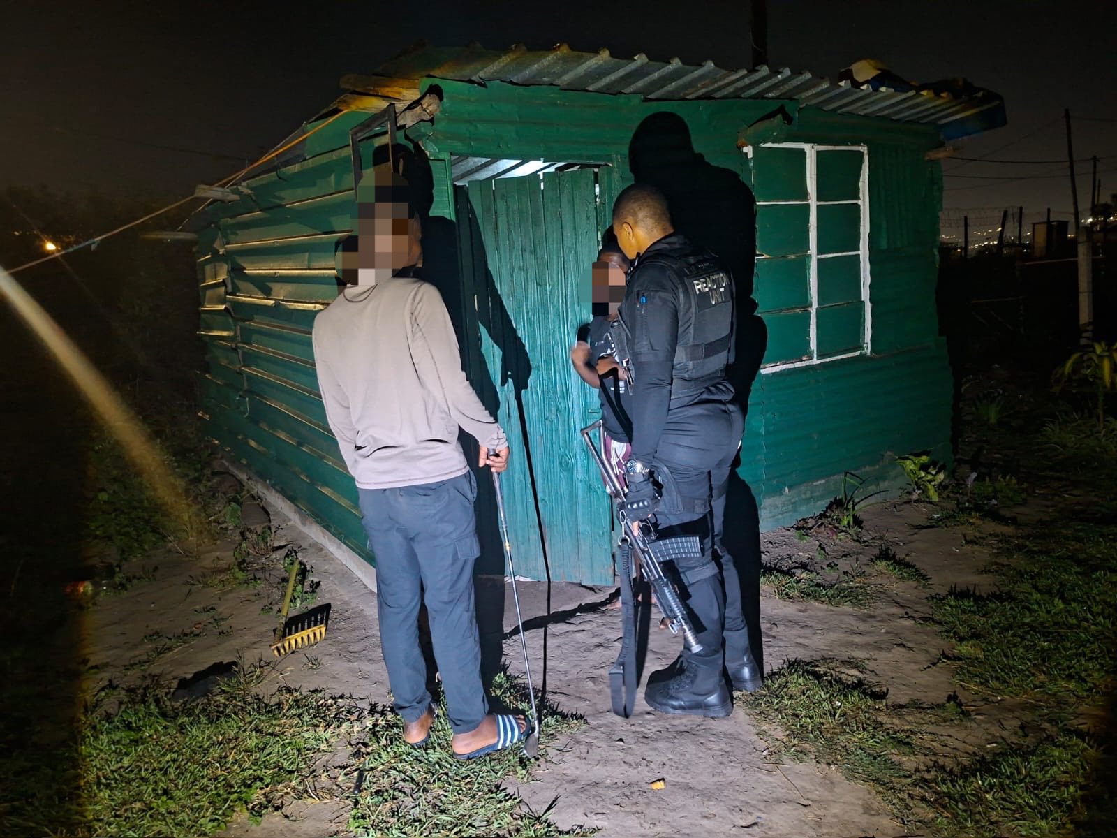 Three (3) armed men robbed occupants of a property and kidnapped a 39 year old man during an armed robbery in Cottonlands - KZN