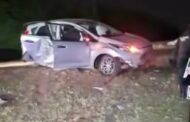 Car veered off the road and crashed at the corner of Estuary Drive and Old Main Road in Missionlands - KZN