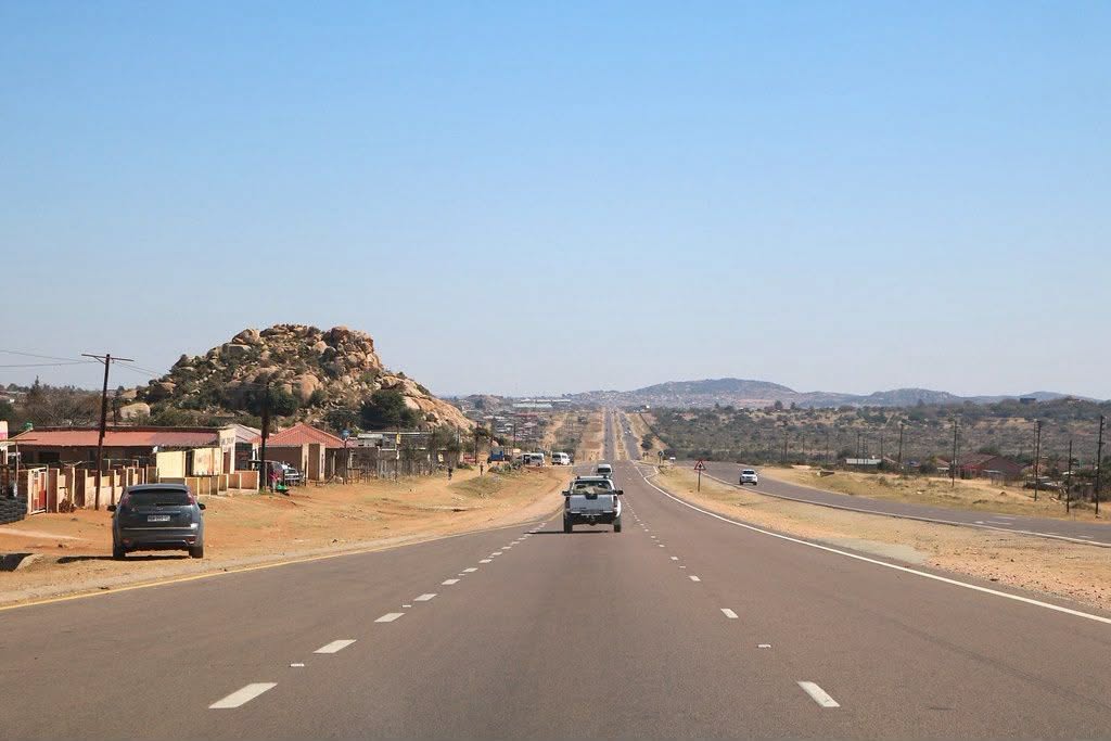 The R71 between Haenertsburg and Polokwane is currently open to traffic with no disruptions
