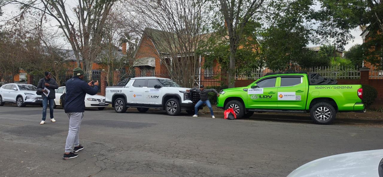 LDV Bakkie Duo Helps To Fuel Performance At World's Largest Ultramarathon