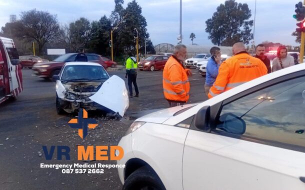 VR Medical responded to the intersection of Parfit and Paul Kruger in Bloemfontein for a vehicle collision