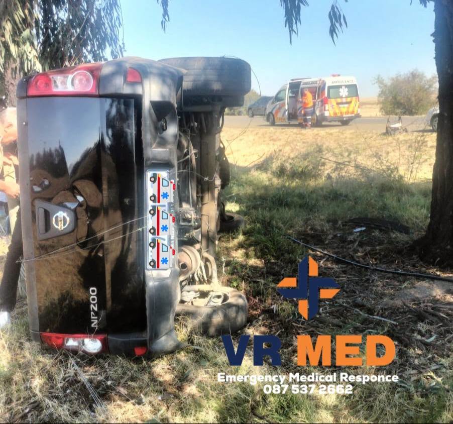 VR Medical responded on the N6 about 11km out of Bloemfontein for a vehicle rollover